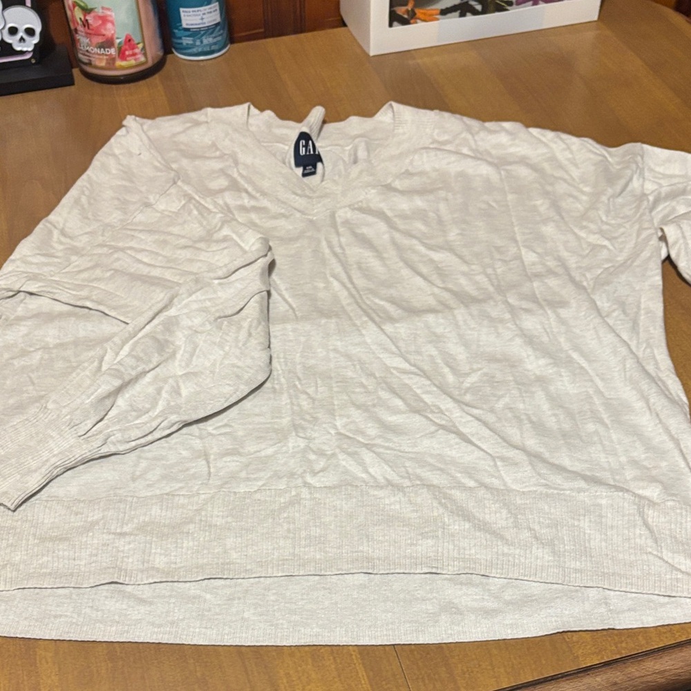 GAP Soft Gray thin sweater